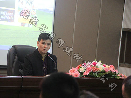 張家界國(guó)輝建材?？偨?jīng)理發(fā)言